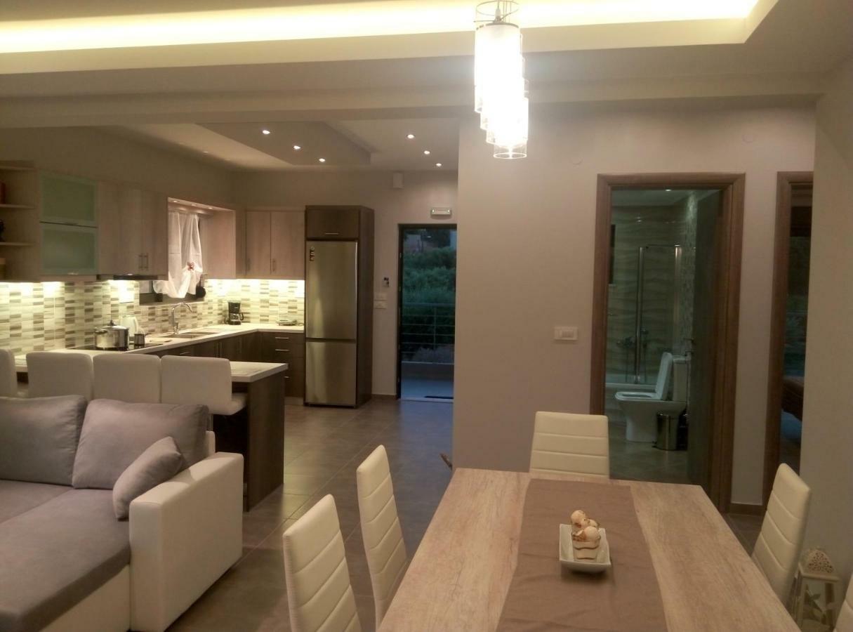 Anastasia's Luxury Khania